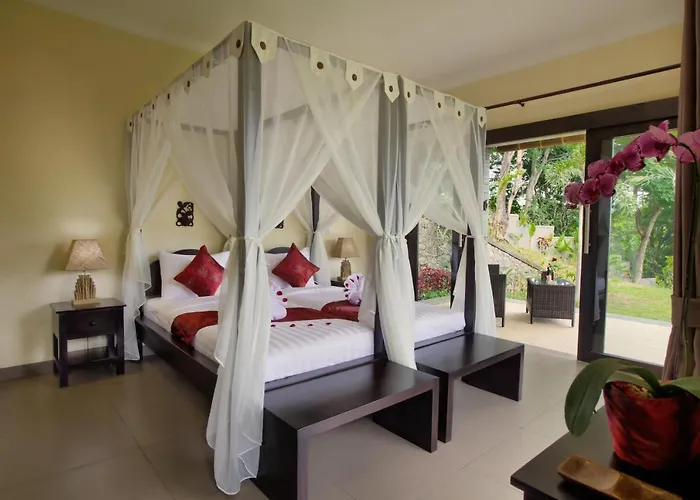 Villa Cahaya Perfectly Formed By The Natural Surrounding And Balinese Hospitality Lovina Beach