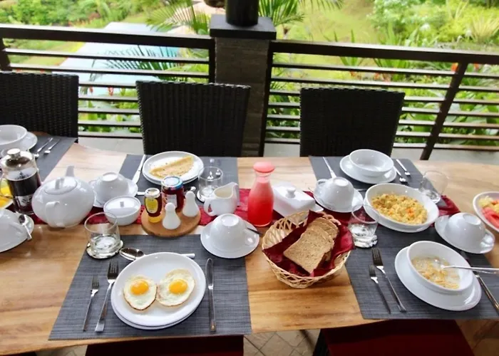 Cahaya Perfectly Formed By The Natural Surrounding And Balinese Hospitality Villa *