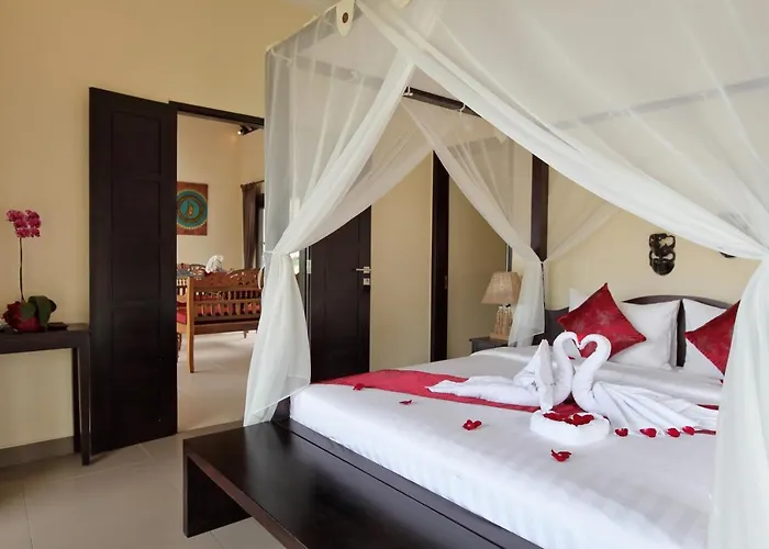 Cahaya Perfectly Formed By The Natural Surrounding And Balinese Hospitality Lovina Beach