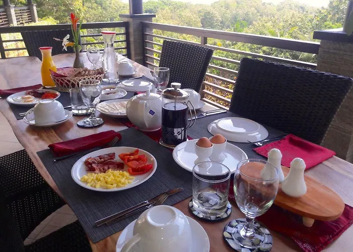 Cahaya Perfectly Formed By The Natural Surrounding And Balinese Hospitality Lovina Beach